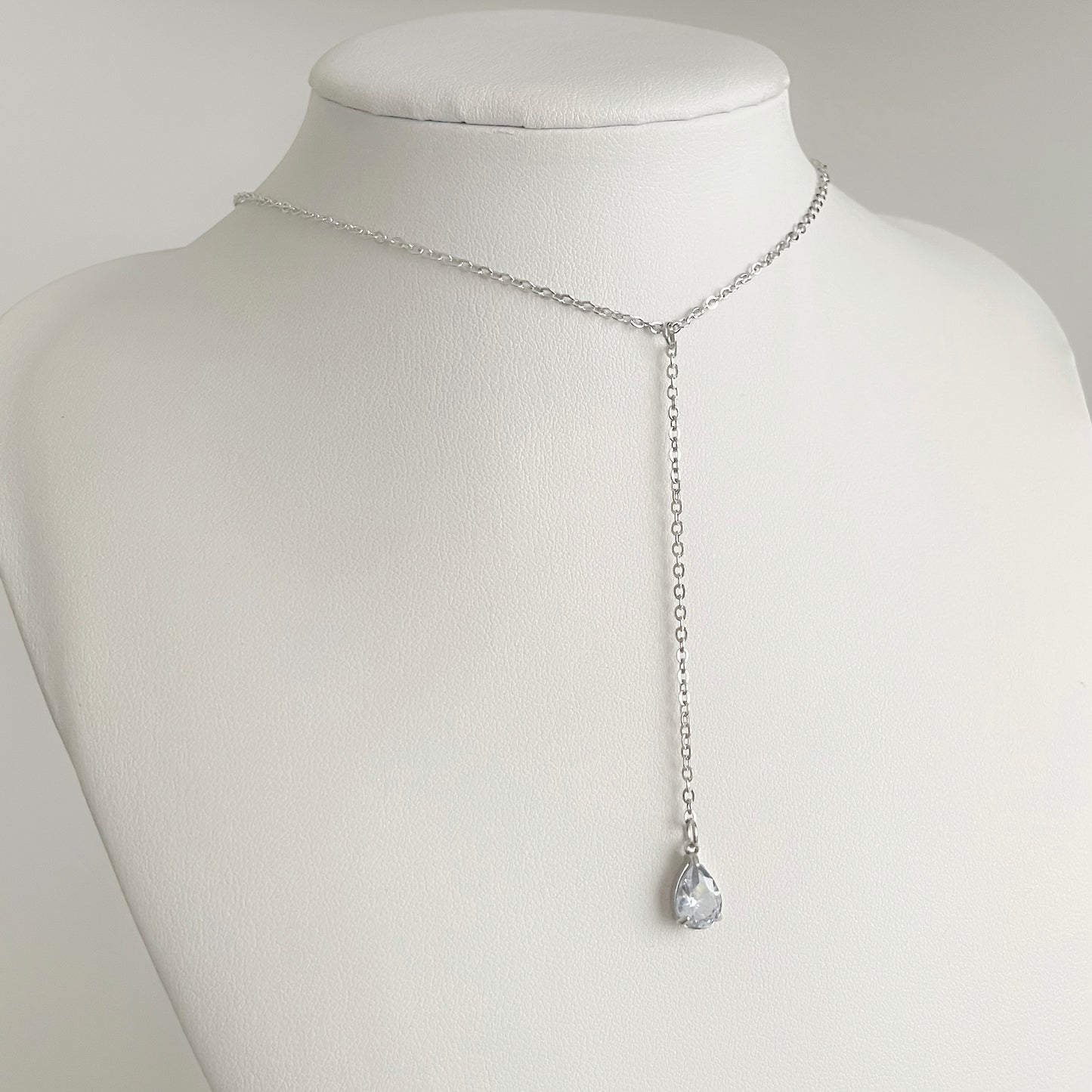 Twinkly Lariat Necklace Silver