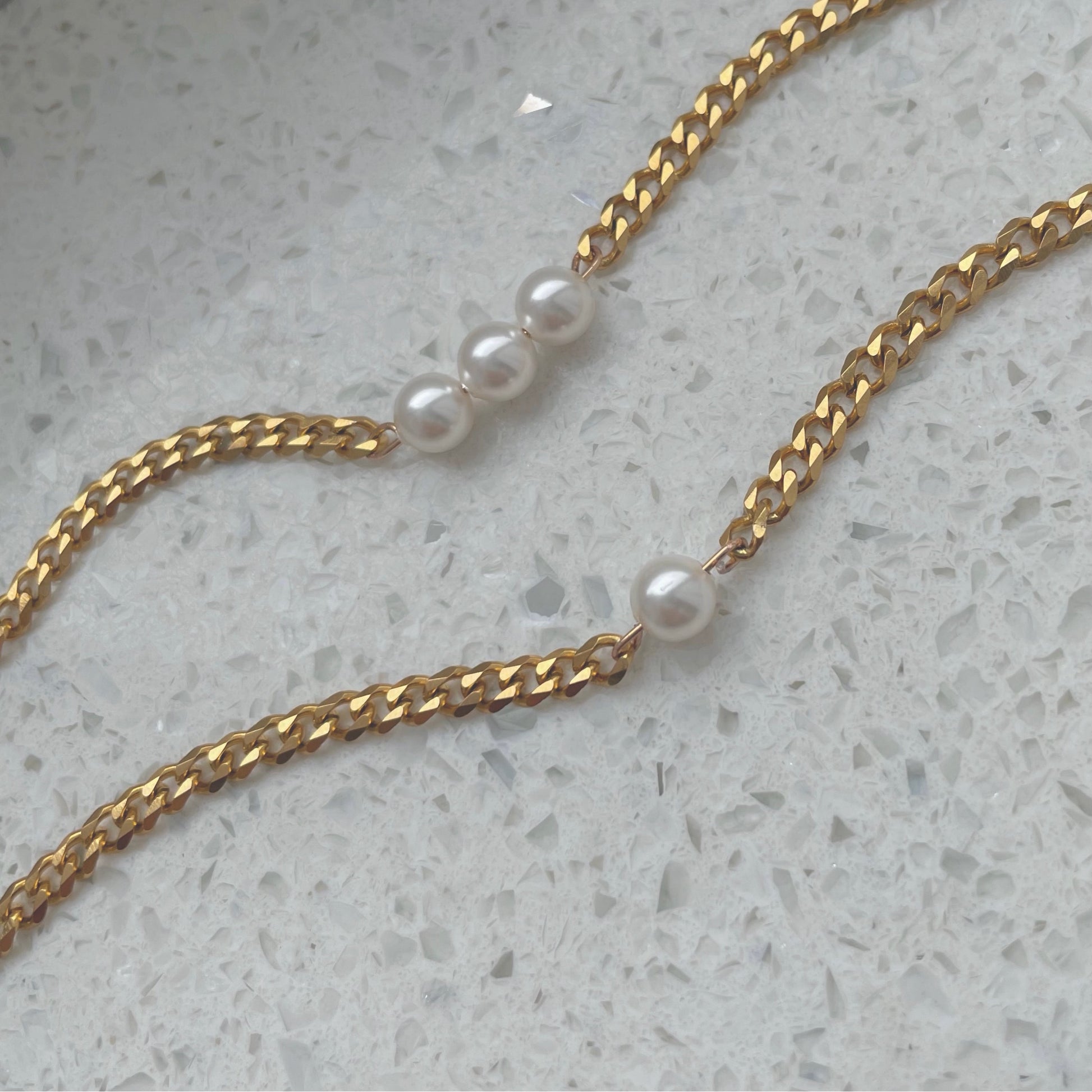 dainty pearl gold necklaces