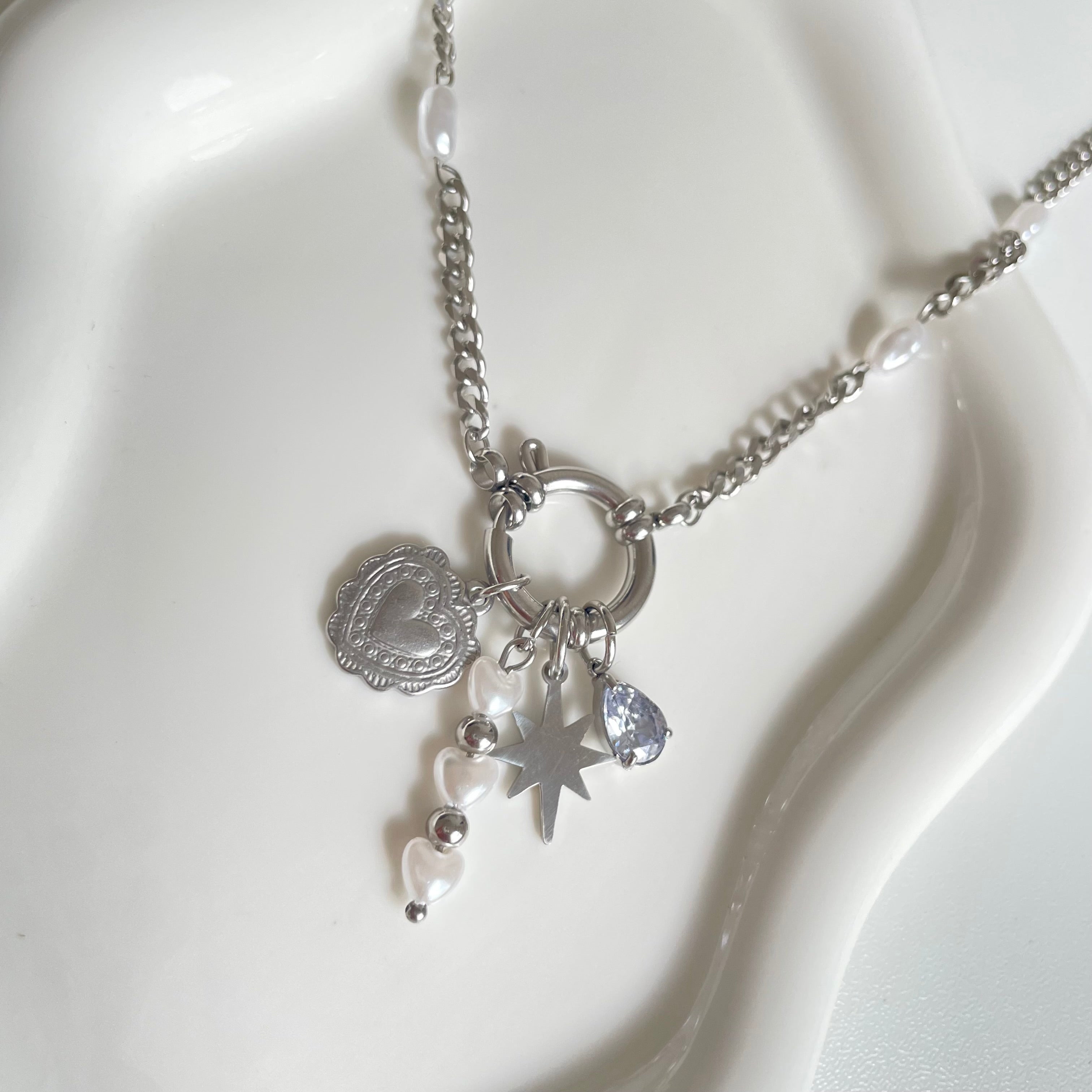 Trio Pearl Hearts Charm