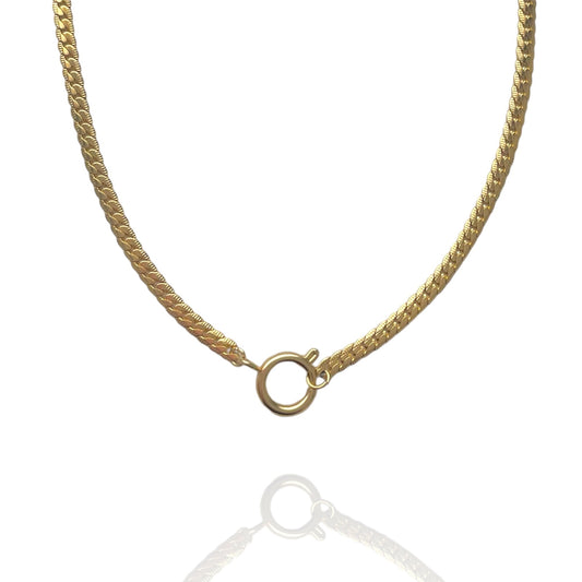 Gleaming Charm Necklace Gold