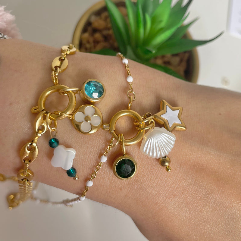 Gold Charm Bracelets ➝