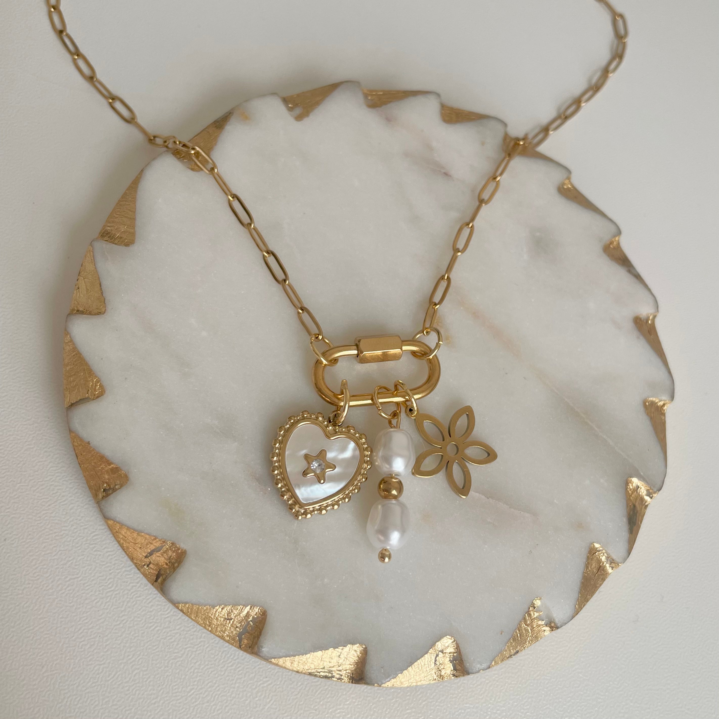Oval Dainty Link Charm Necklace Gold