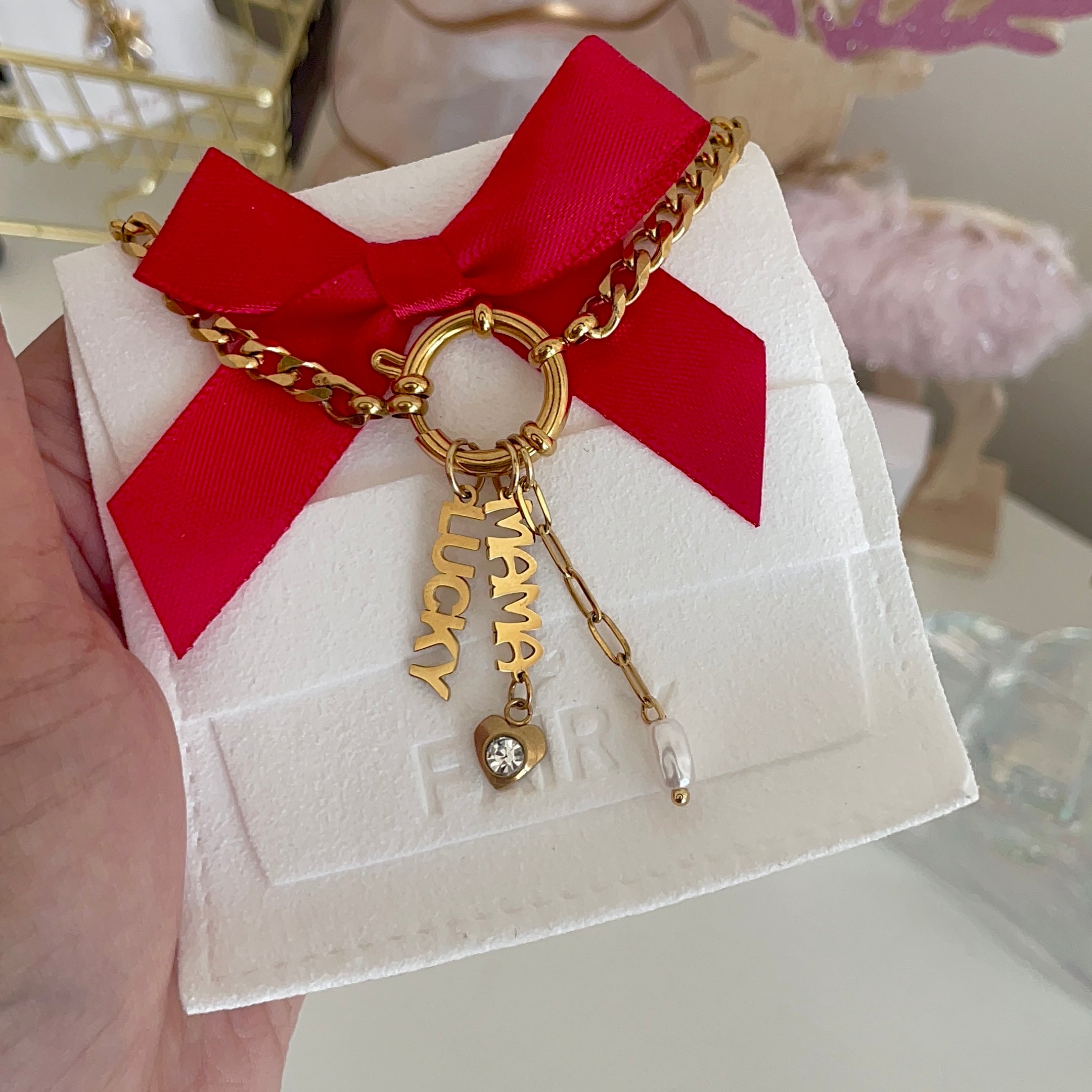 Pearl Link Drop Charm with Grand Gold Charm Necklace