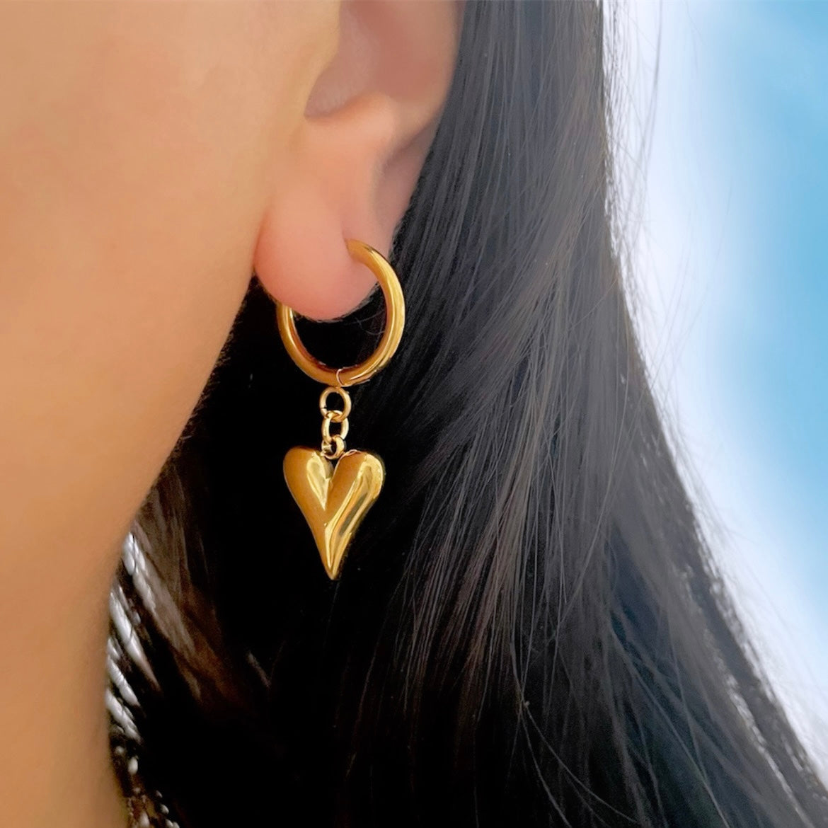gold heart earrings hypoallergenic 