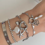 Armband mit glänzendem Verschluss in Gold
