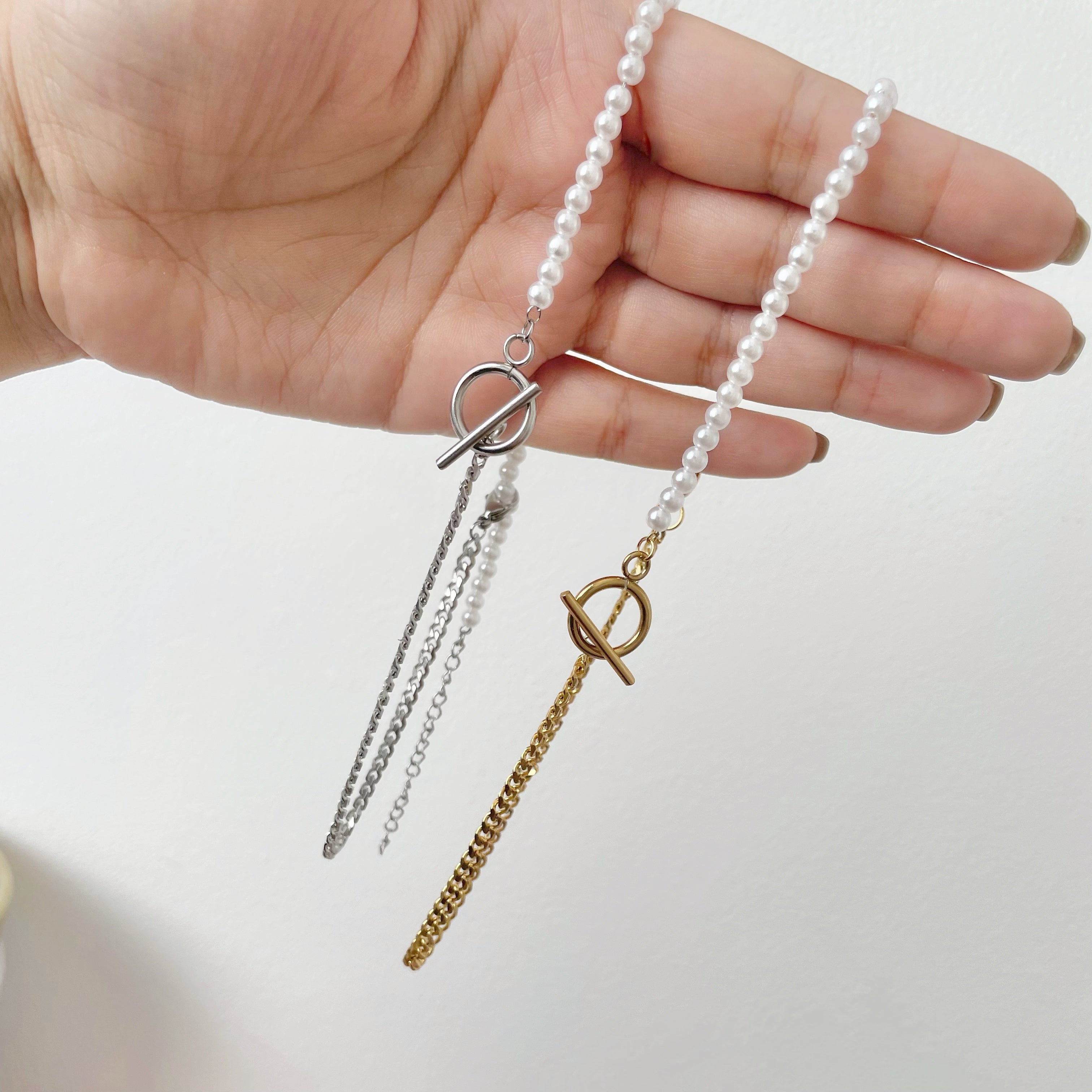 stainless steel pearl necklace with toggle clasp