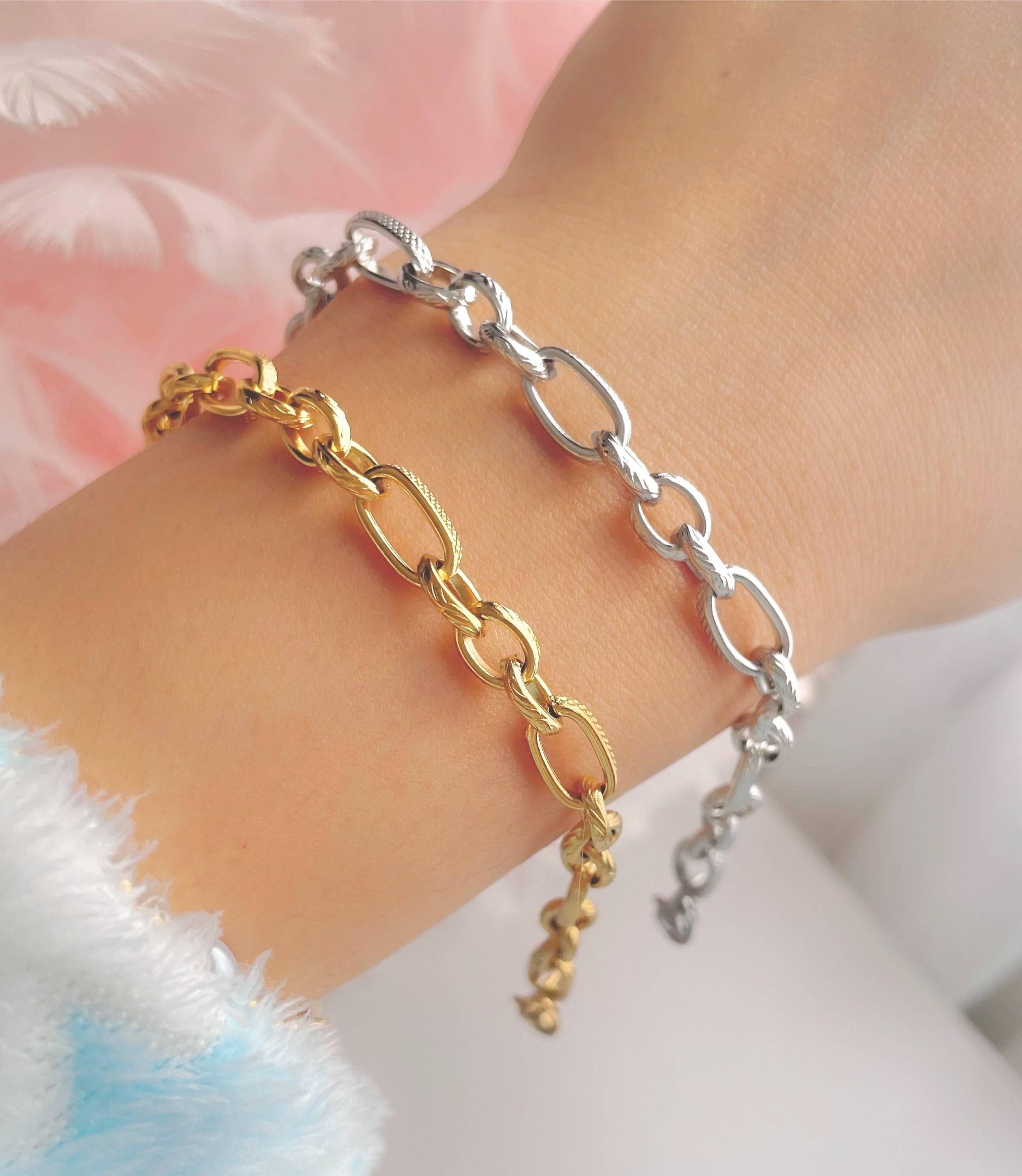 SILVER AND GOLD BRACELETS FOR EVERY DAY WEAR