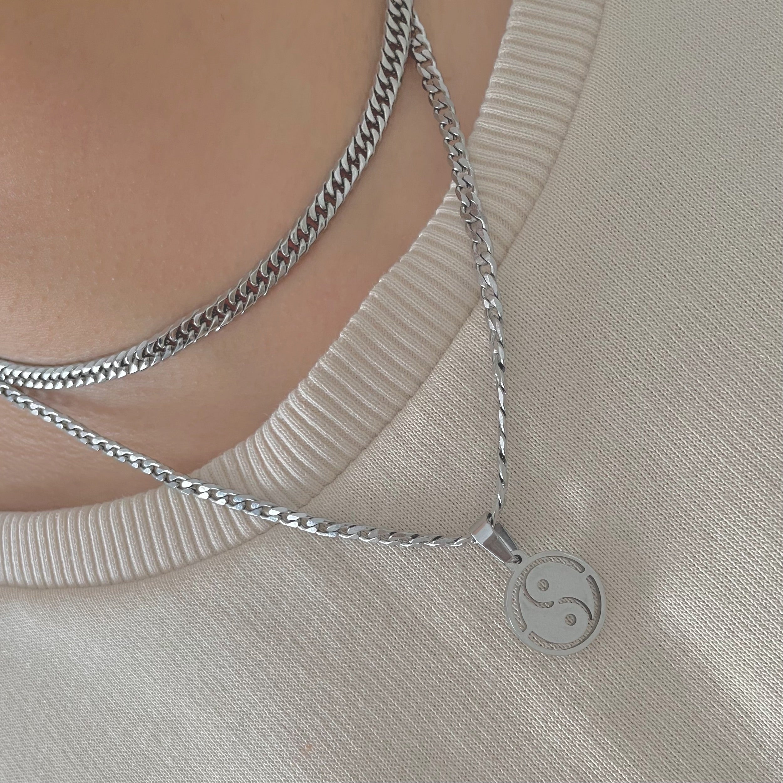 yin yang necklace silver